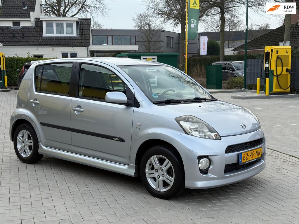 Daihatsu Sirion 2 1.3-16V Comfort NETJES*, Auto's, Daihatsu, Voorwielaandrijving, 4 cilinders, Bedrijf, Handgeschakeld