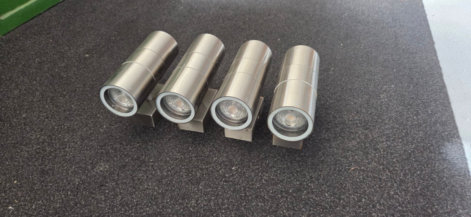 4 RVS Buitenlampen - Schijnt aan 2 Kanten, Tuin en Terras, Gebruikt, Wandlamp, Ophalen of Verzenden, Rvs