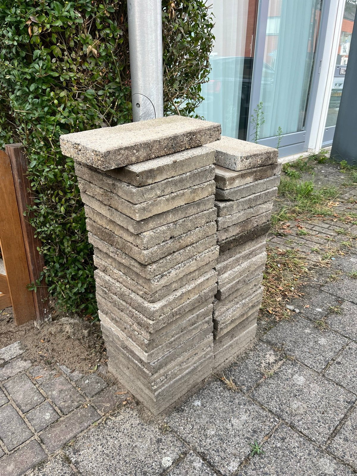 Gratis gebruikte betontegels voor terras of pad, Ophalen, Gebruikt, 5 tot 10 m², Beton