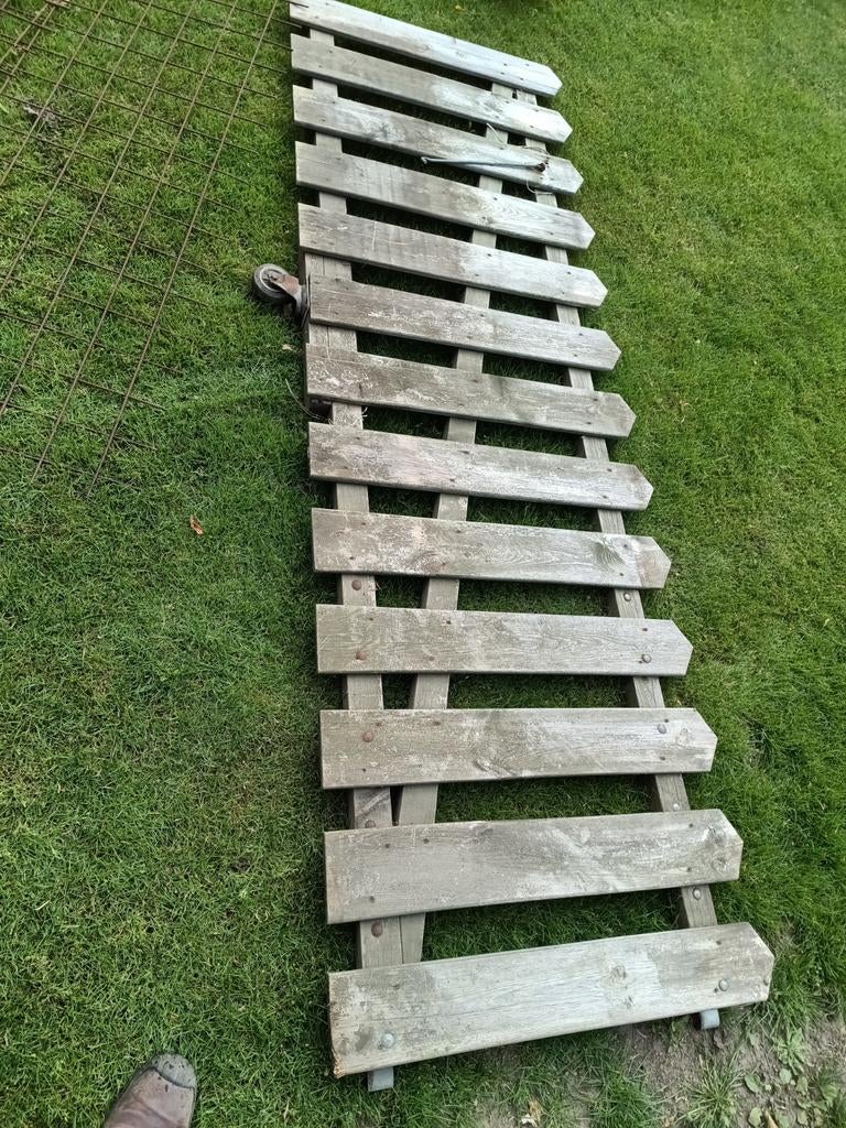 Houten tuinhek - Robuust en klassiek design, Tuin en Terras, Tuinhekken en Hekwerk, Gebruikt, Tuinhek, Hout, Ophalen of Verzenden