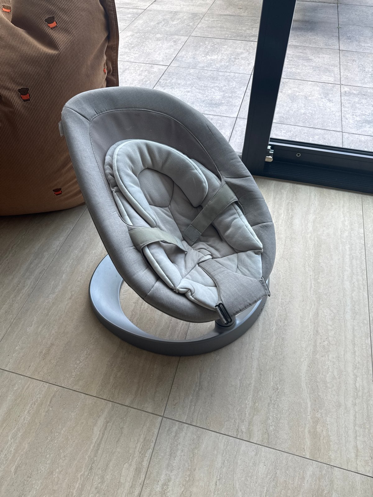 Nuna leaf, Kinderen en Baby's, Overige merken, Wipstoel, Ophalen of Verzenden, Met gordel(s) of riempje(s)