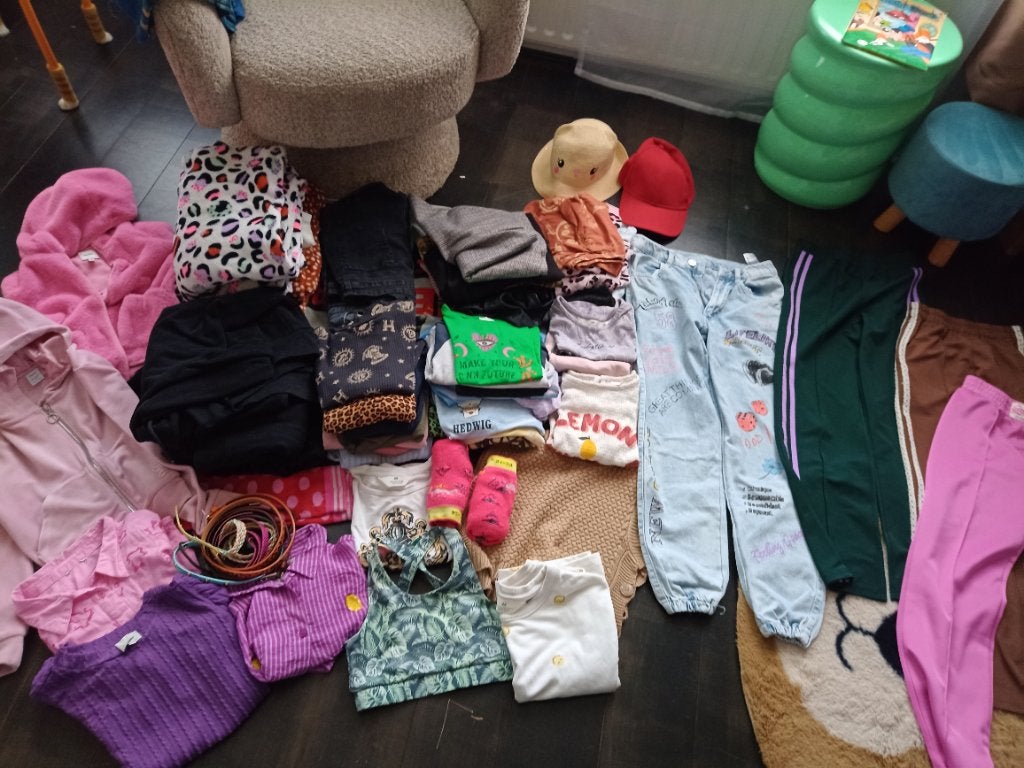 Groot pakket meisjes kleding 122-128- 134-140 Shoeby, Ophalen, Gebruikt, Maat 134