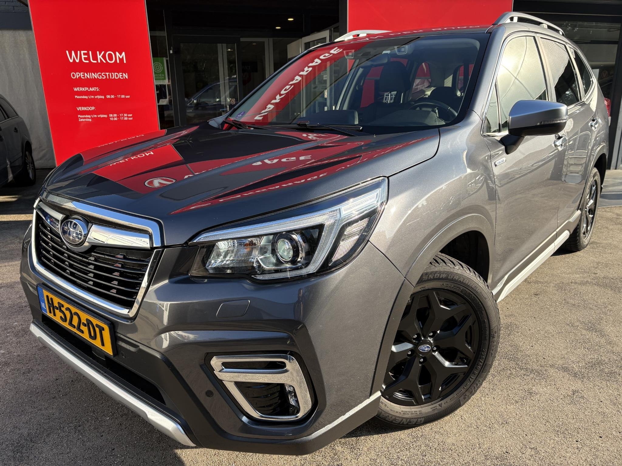 Subaru Forester 2.0i e-BOXER Luxury, 12 maanden, Stof, Euro 6, 4 cilinders