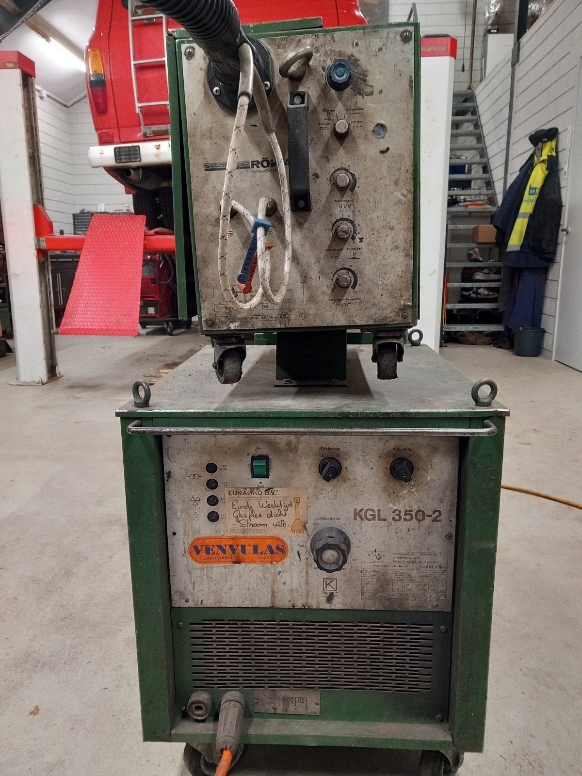 Rowac KGL 350-2  watergekoeld mig/mag lasapparaat, Ophalen
