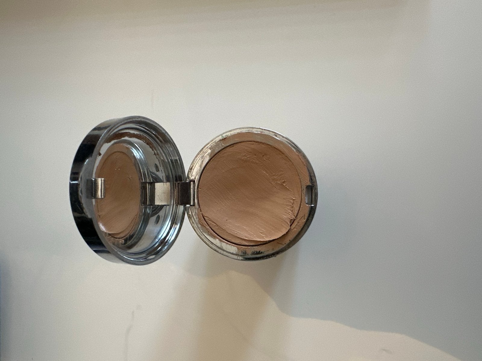 La Prairie Skin Caviar Concealer Foundation, Gebruikt, Gehele gezicht, Beige, Ophalen of Verzenden