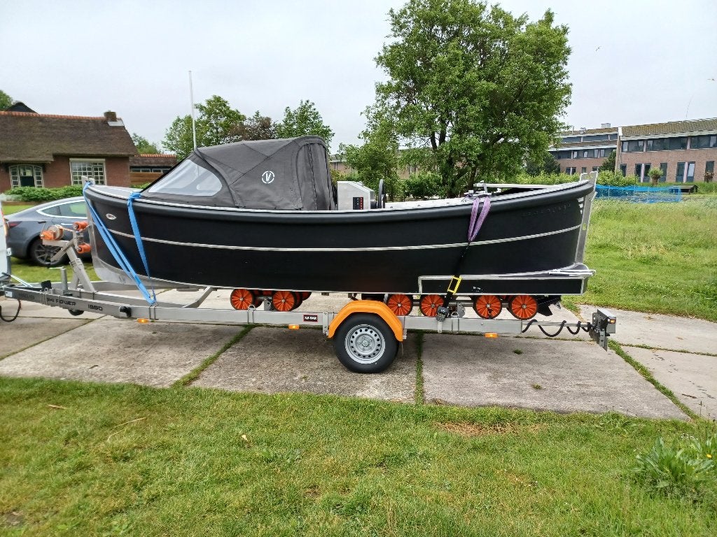 Van Vossen 550 Sport (2021) – Suzuki 30pk – vaarklaar, Watersport en Boten, Rondzit, Zo goed als nieuw, 2 m, Reddingssloep