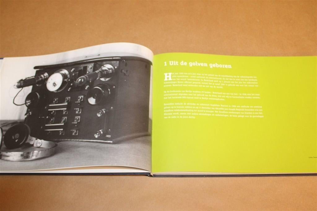 De Ontdekking van de Ether — Radiogolven Zeldzaam Boek, Ophalen of Verzenden, Gelezen, Bouwkunde