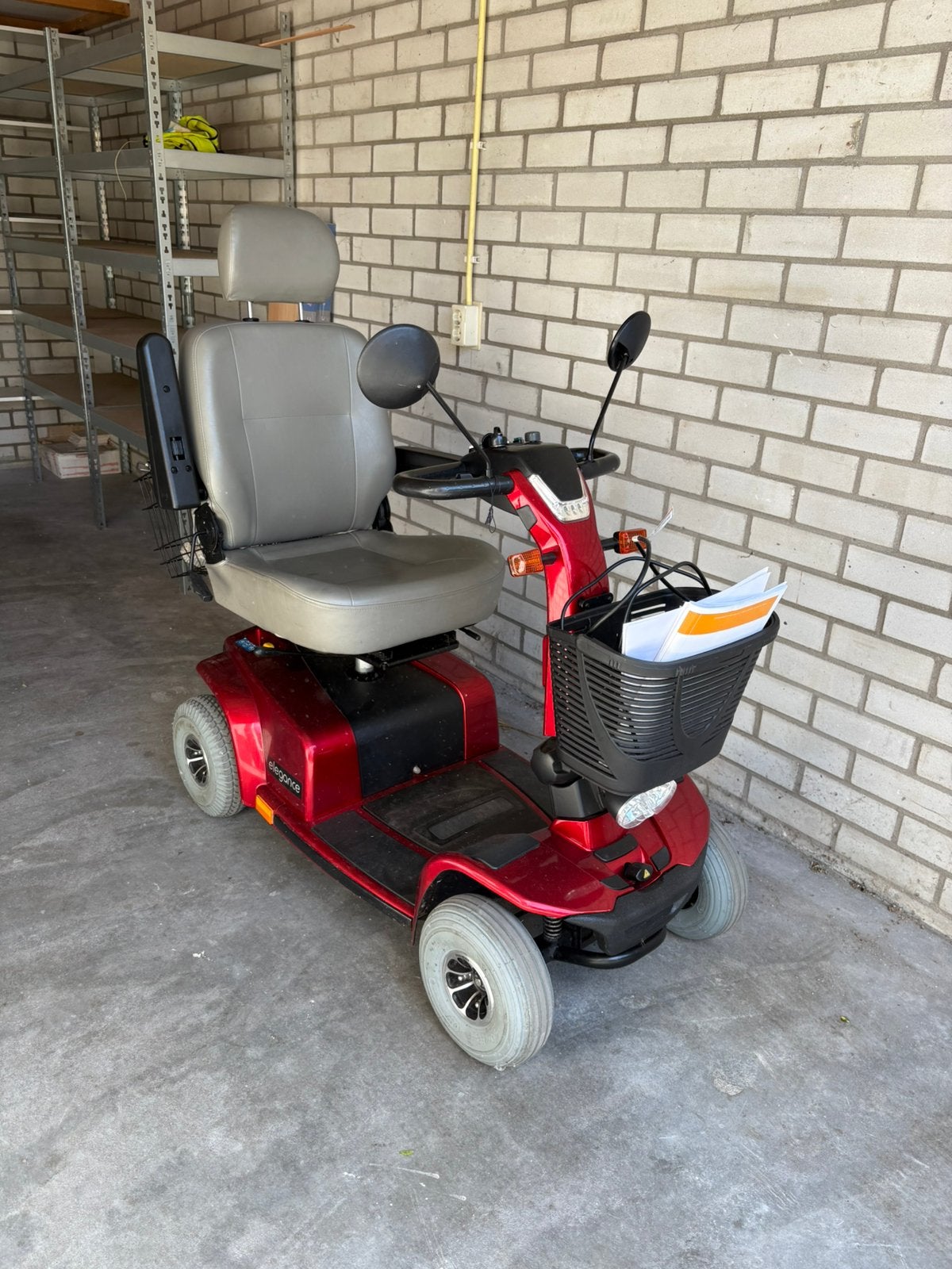Prachtige & complete Pride Elegance Scootmobiel (Rood), Diversen, Ophalen, Pride, 16 t/m 25 km, Zo goed als nieuw