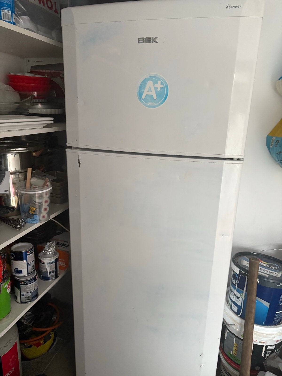 Beko Koelkast met vriezer - Energieklasse A+, Witgoed en Apparatuur, Koelkasten en IJskasten, 150 tot 200 liter, Gebruikt, Ophalen of Verzenden