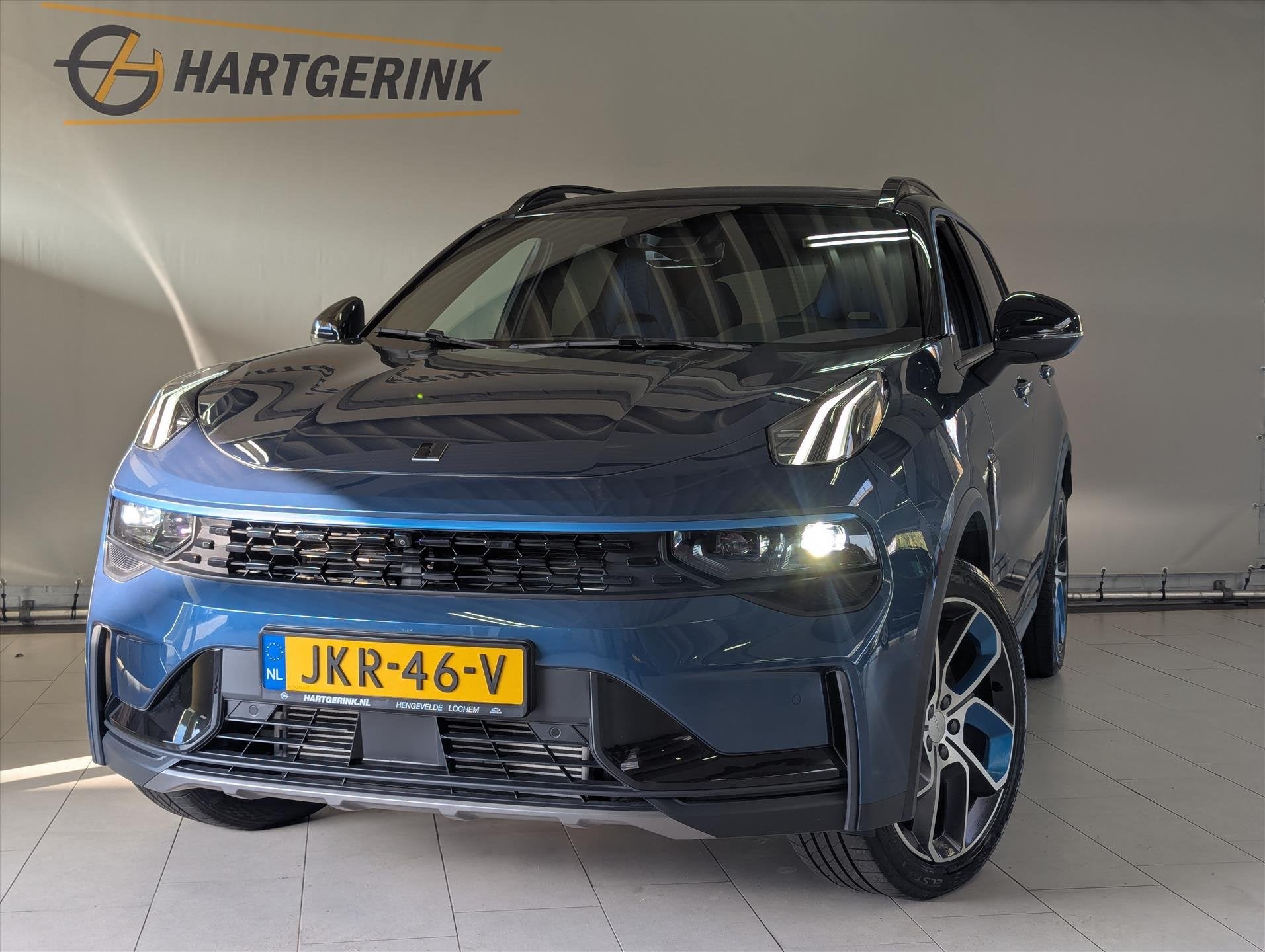 Lynk & Co 01 1.5TD 261pk PHEV 1.5 Aut *Zwarte hemel/360 Came, Stof, Plug-in hybride, Bedrijf, 1854 kg