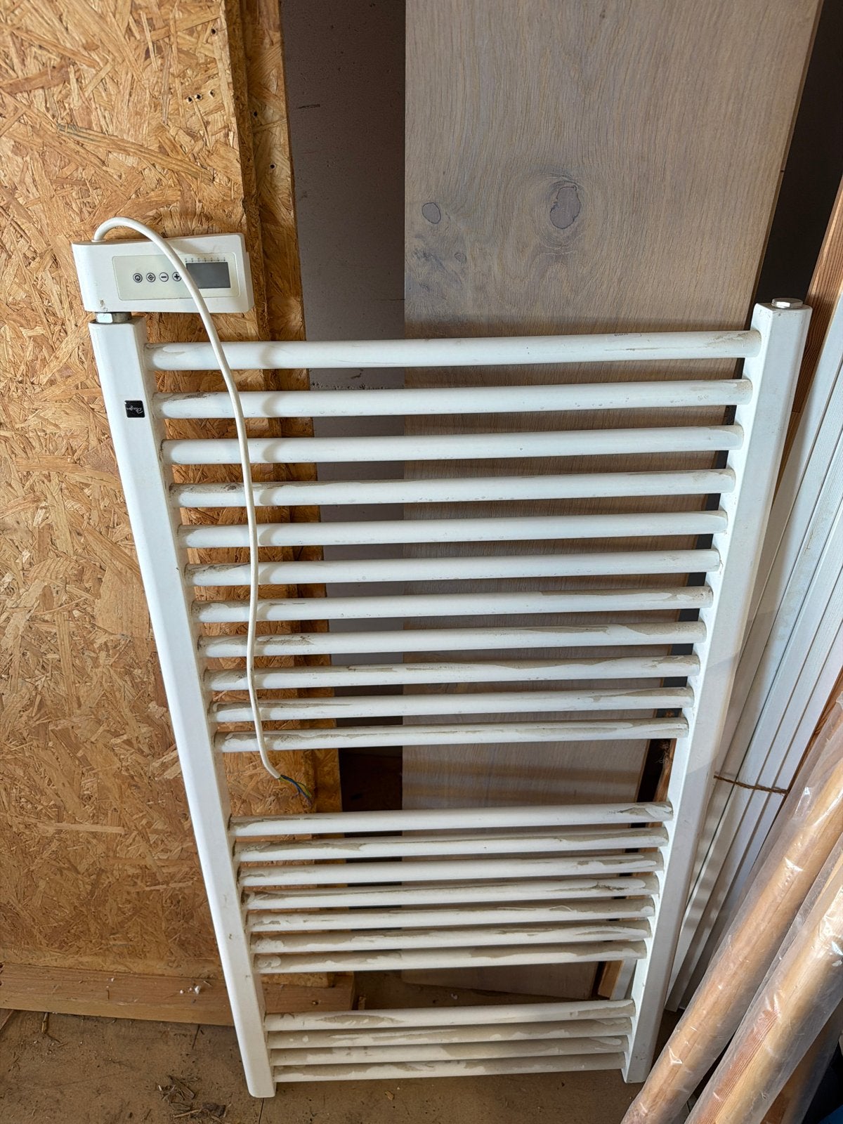 Nieuwe Plieger elektrische handdoekenradiator 60x120, Ophalen, Radiator, Nieuw, 60 tot 150 cm