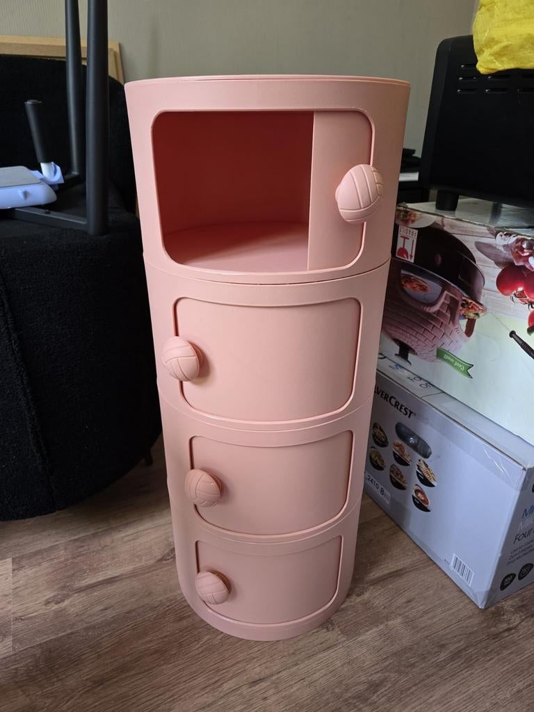Roze opbergkastje/nachtkast, Huis en Inrichting, Kasten | Ladekasten, Ophalen, Minder dan 50 cm, 3 of 4 laden, Minder dan 25 cm