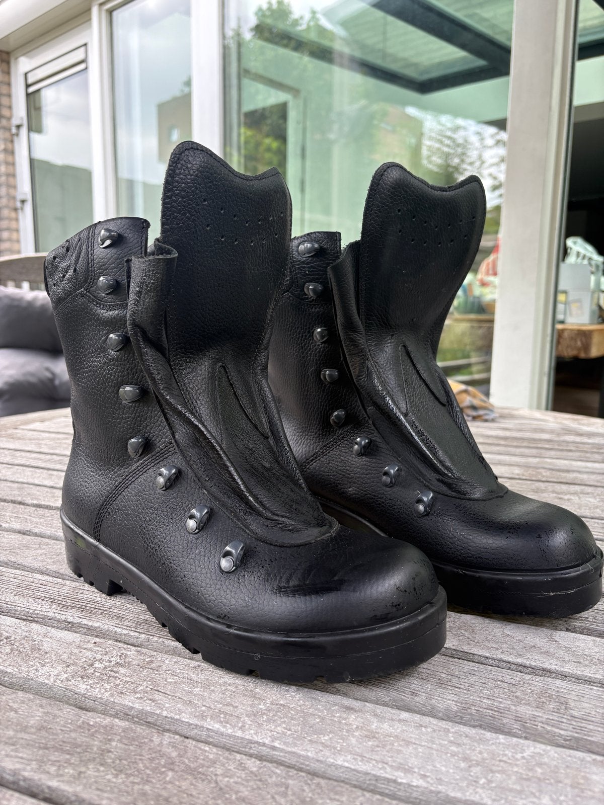 Nieuwe originele legerkisten maat 42, Ophalen, Nieuw, Zwart, Boots