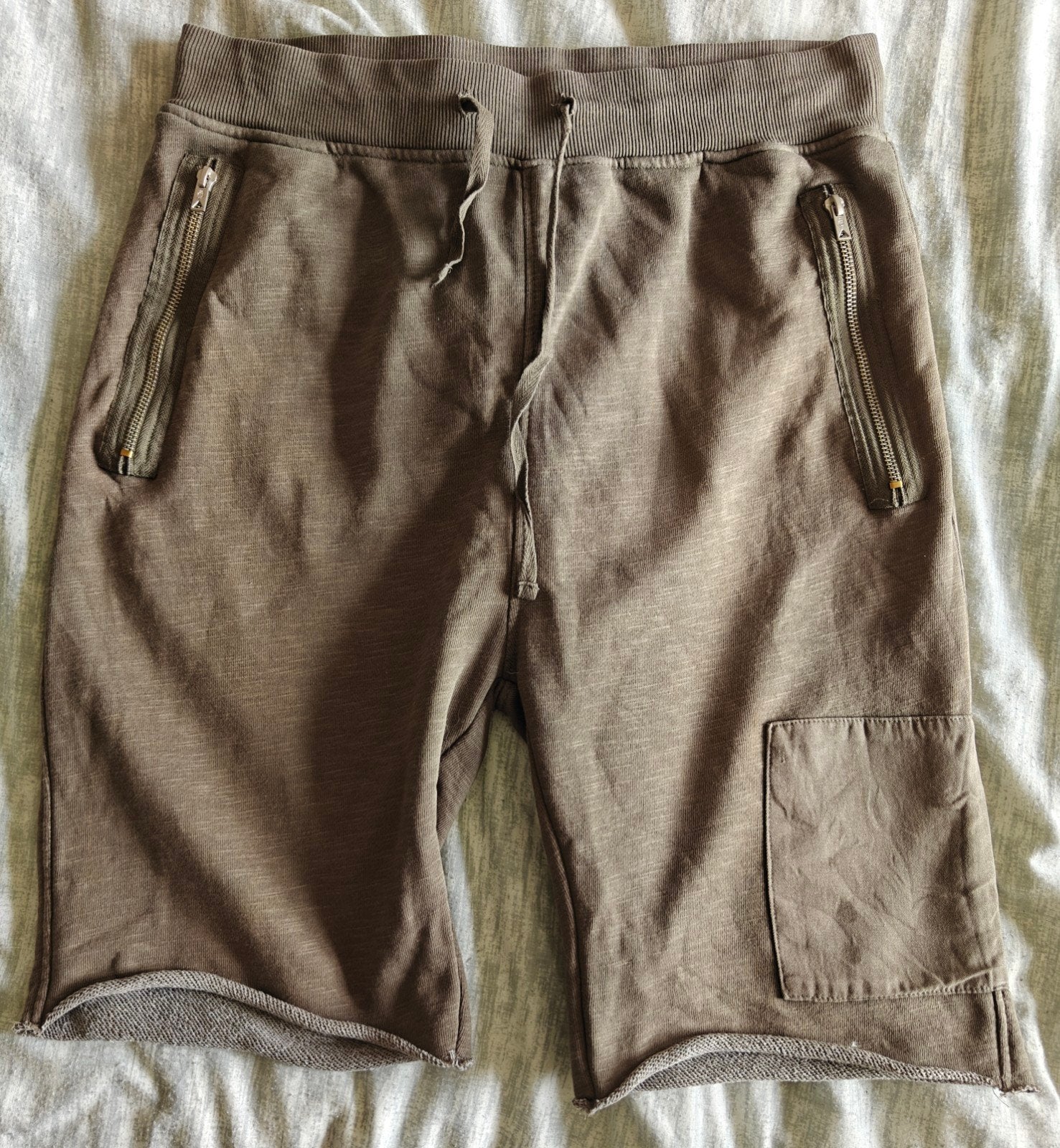 Rockerbox short groen met ritsen Maat M, Kleding | Heren, Rockerbox, Maat 48/50 (M), Ophalen of Verzenden, Gedragen