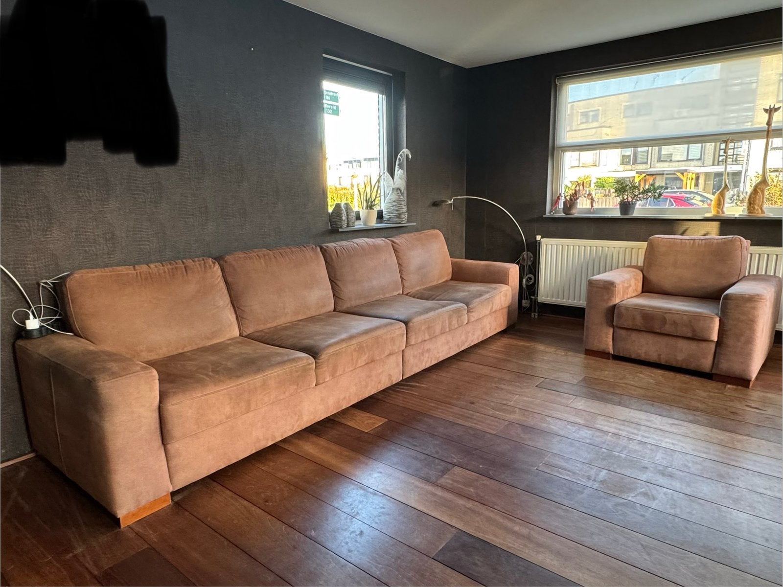 GRATIS Bank en stoel, Huis en Inrichting, Ophalen, Gebruikt, Stof, Bruin