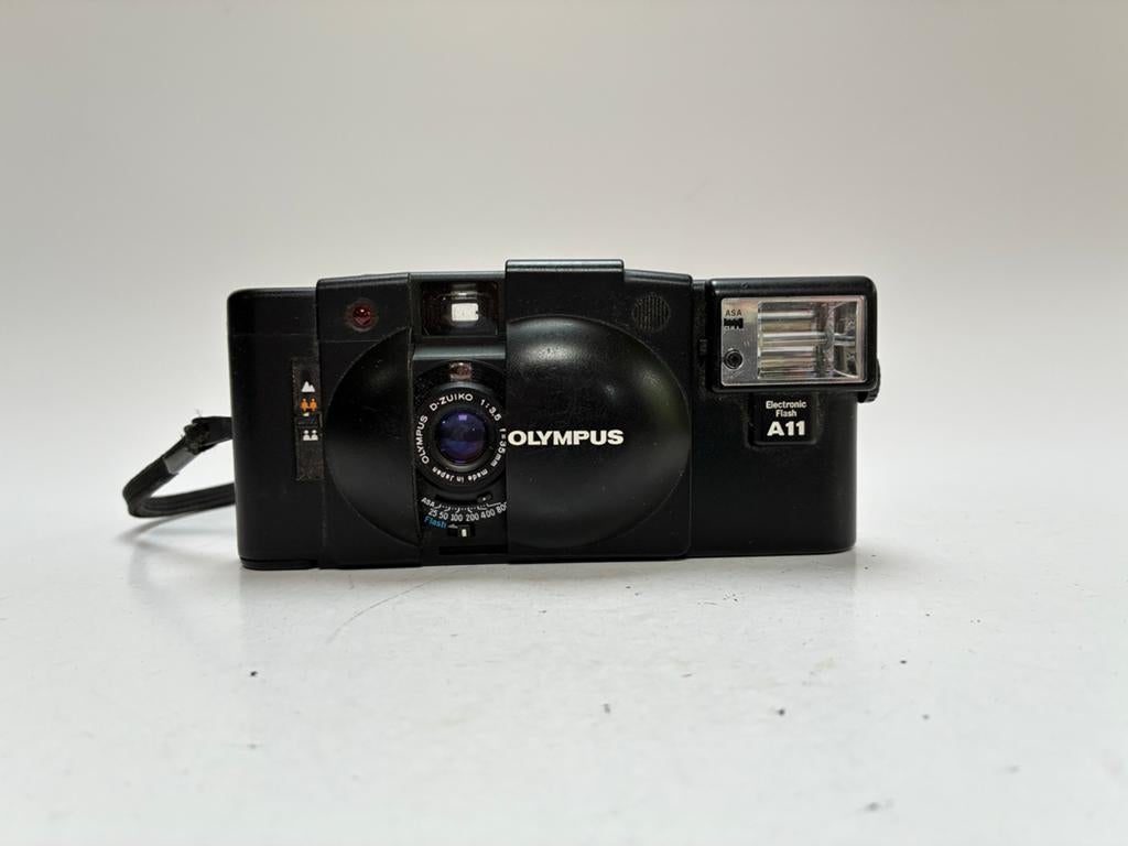 Olympus XA2 met flits, Audio, Tv en Foto, Fotocamera's Analoog, Ophalen, Gebruikt, Compact, Olympus