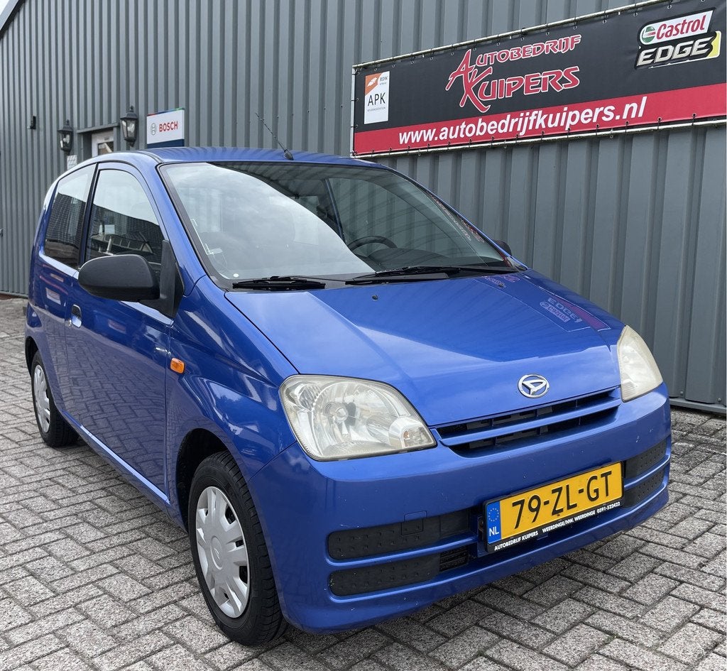 Daihatsu Cuore 1.0-12V 100th Anniversary StuurbekrAudio, Auto's, Zwart, 18 €/maand, Cuore, Origineel Nederlands