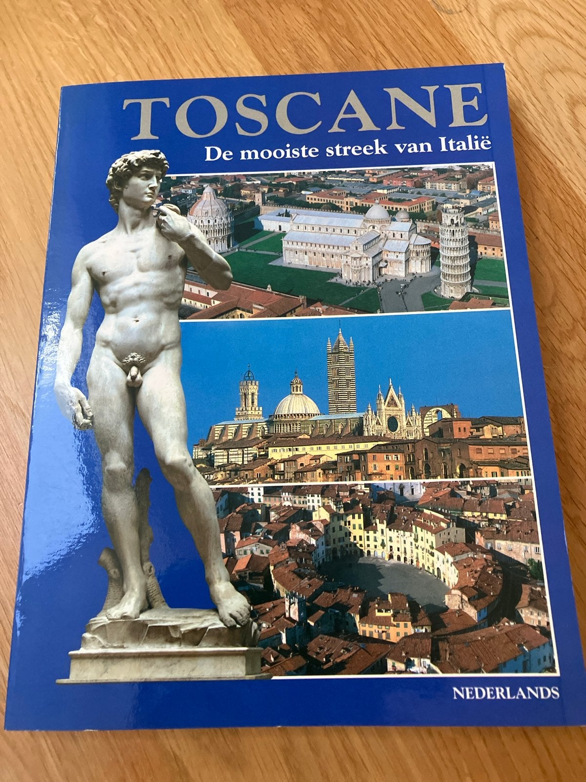 Toscane: De mooiste streek van Italië - Reisgids, Overige merken, Europa, Ophalen of Verzenden, Zo goed als nieuw