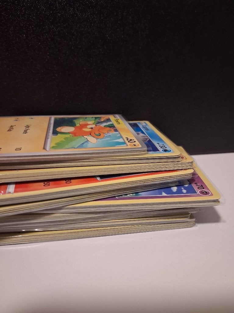pokemon pakjes met 10 kaarten, Ophalen, Zo goed als nieuw, Meerdere kaarten