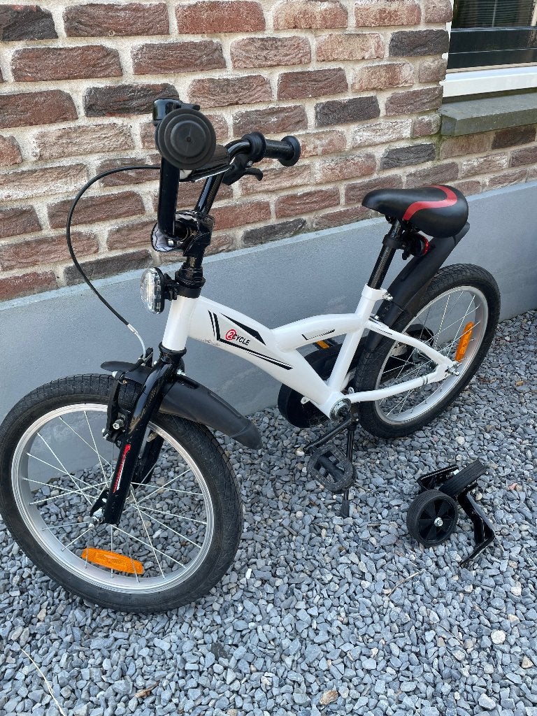 Stoere crossfiets 2cycle igst, Fietsen en Brommers, Overige merken, Terugtraprem, Zijwieltjes, Gebruikt
