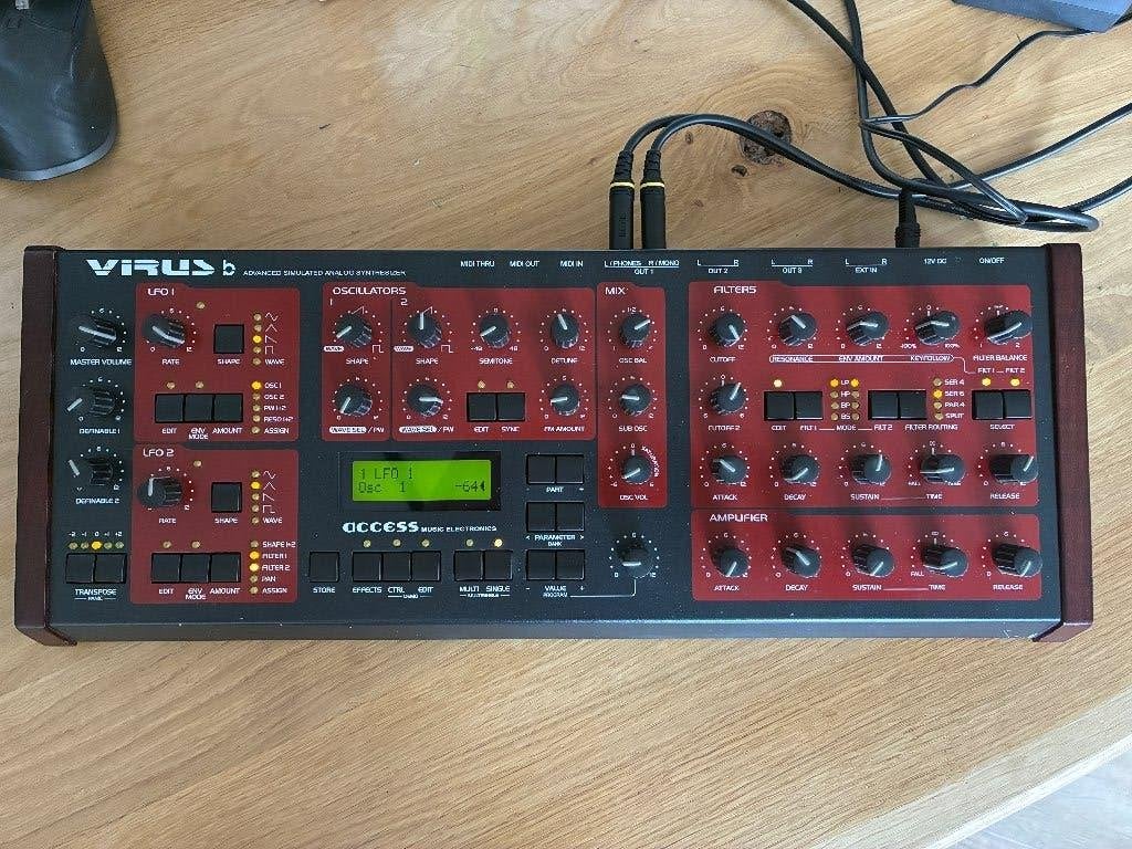 Access Virus B synthesizer, Overige merken, Zo goed als nieuw, Met midi-aansluiting, Overige aantallen