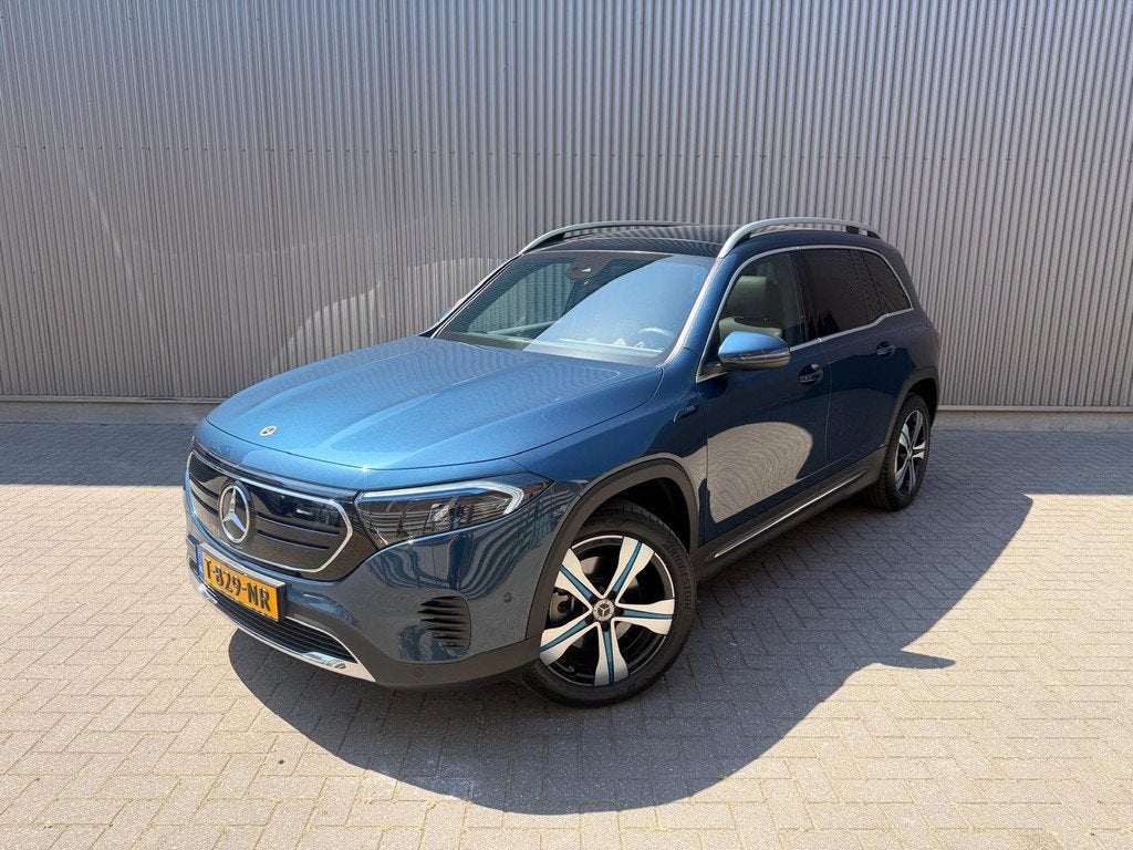 Mercedes-Benz EQB 250 Luxury Line 67 kWh Panorama|INCL BTW|S, Auto's, Mercedes-Benz, Gebruikt, 190 pk, Blauw, Leder en Stof