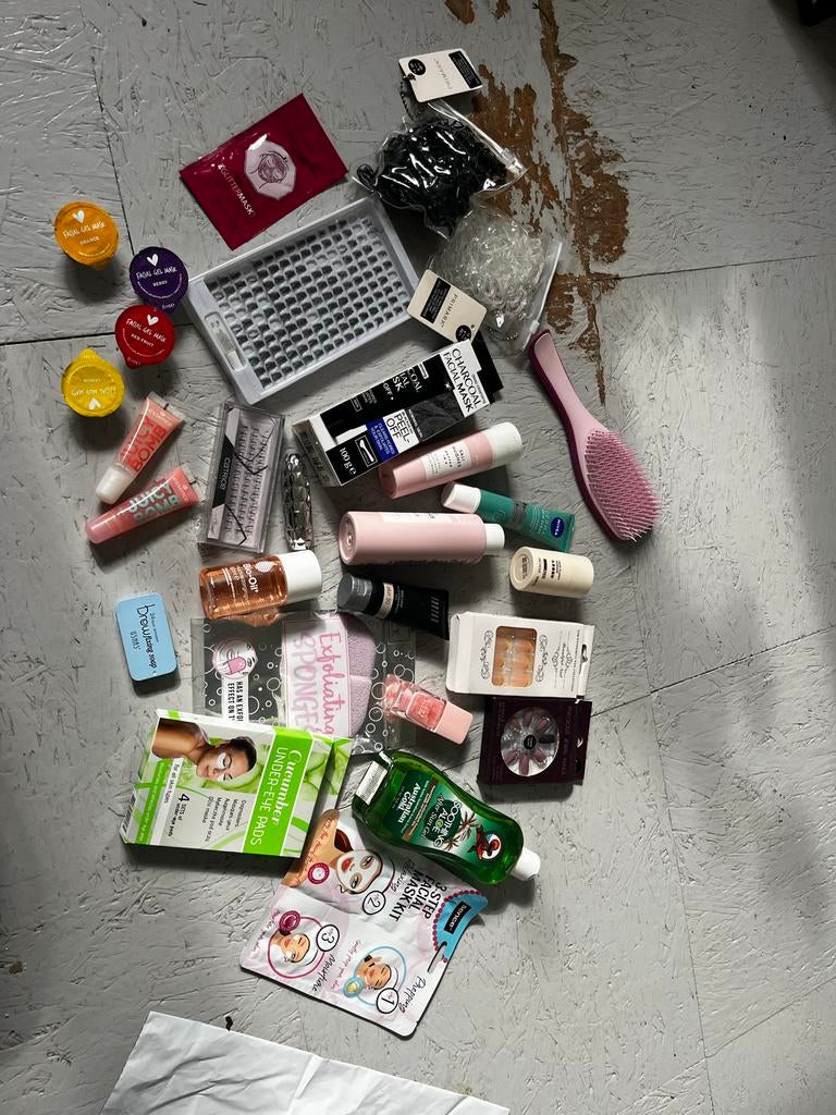 Groot make-up en beauty pakket, Ophalen, Overige kleuren, Gehele gezicht, Zo goed als nieuw