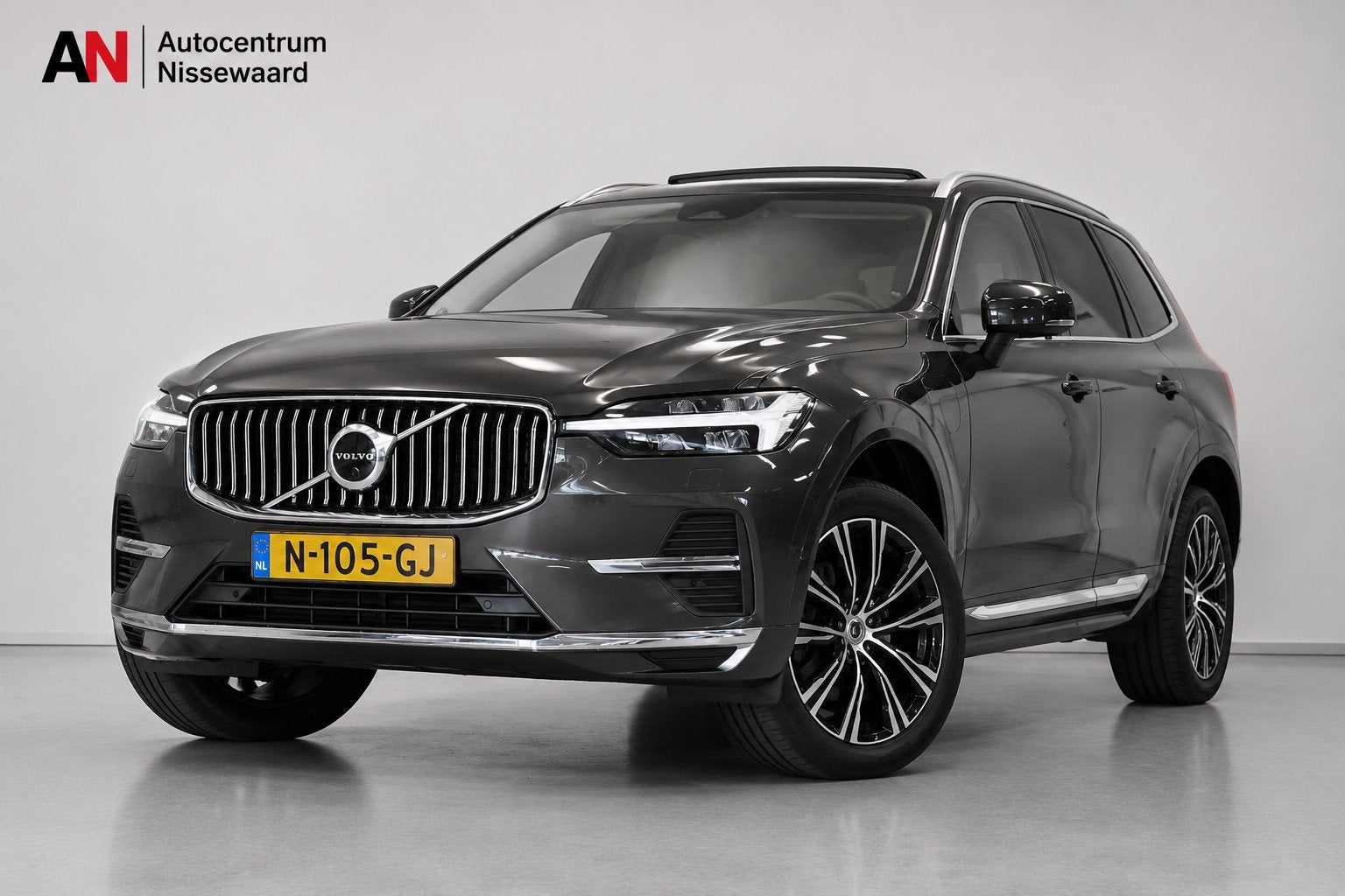 Volvo XC60 2.0 T8 Plug-in hybrid AWD Inscription |Panoramada, Automaat, Stof, Gebruikt, 1969 cc