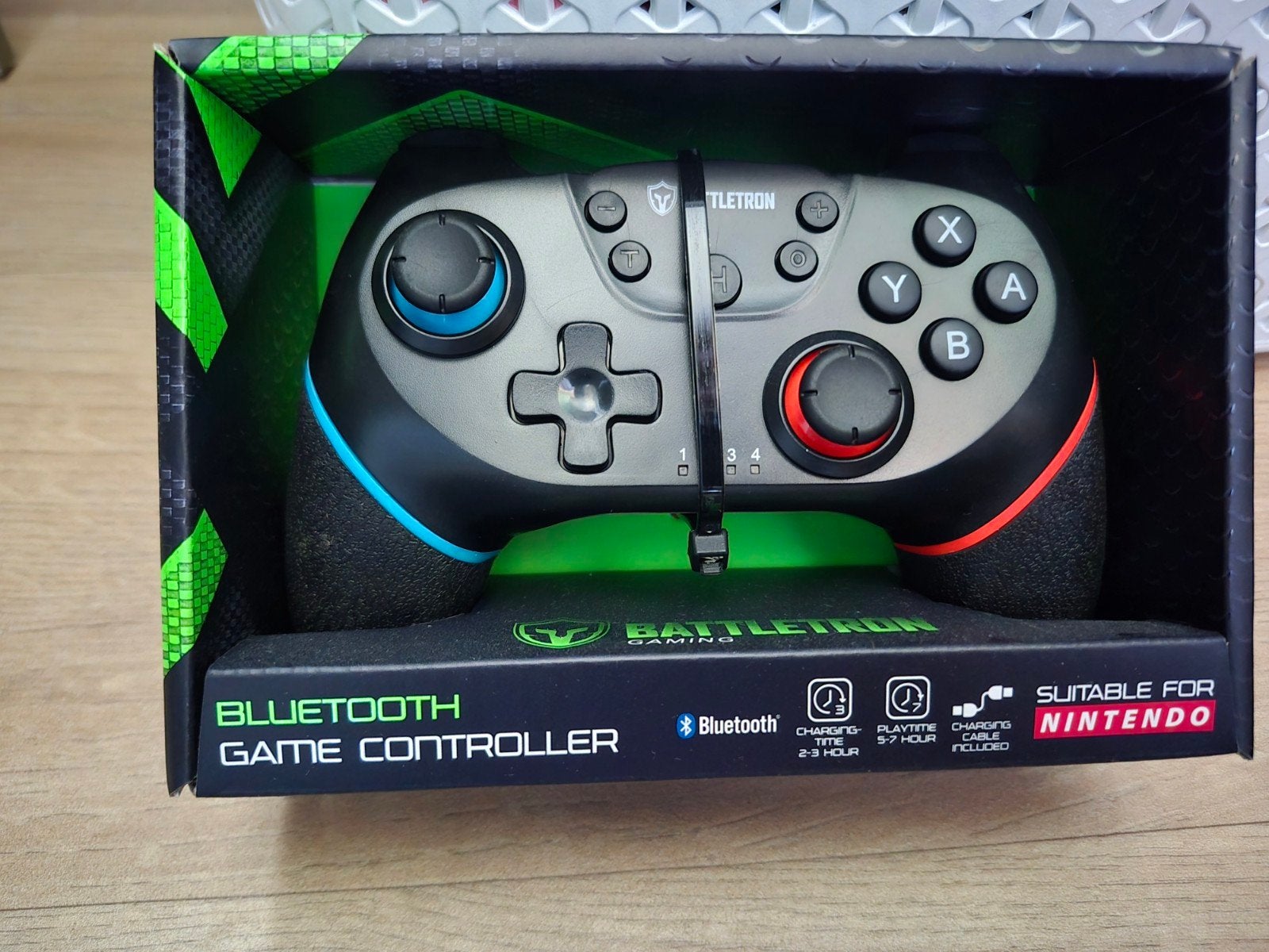Nieuwe battletron controller voor de switch, Ophalen of Verzenden, Nieuw, Switch, Overige controllers