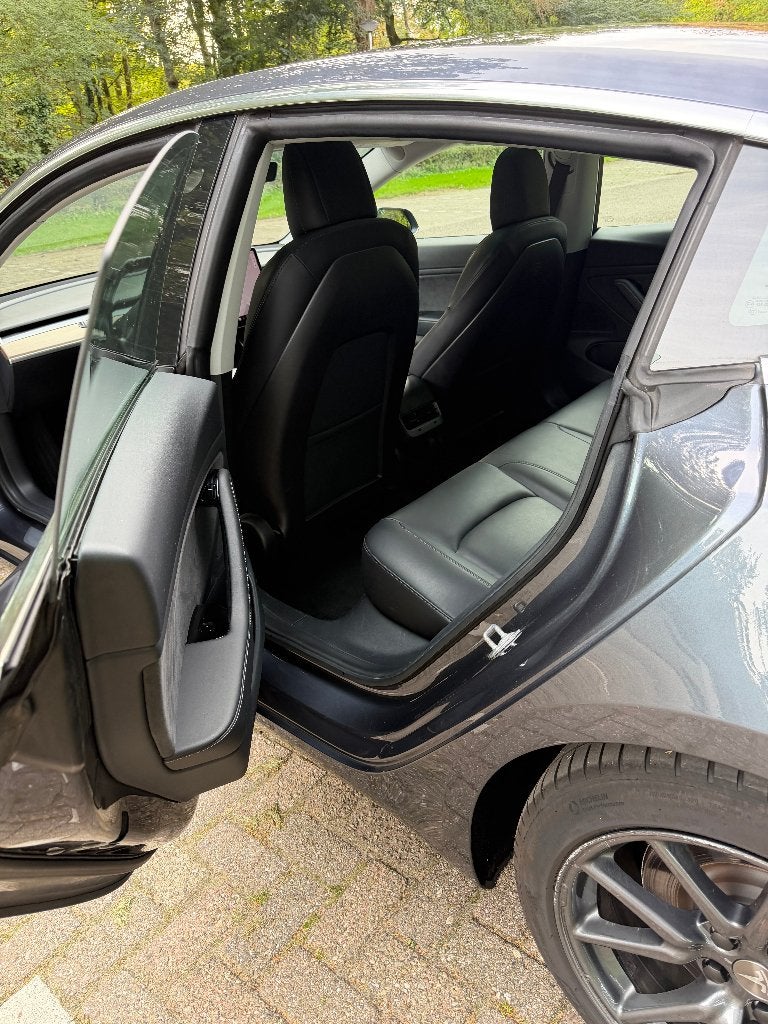 Foto 14 van Tesla Model 3 Long Range AWD 2019 | FSD afgekocht | Trekhaak