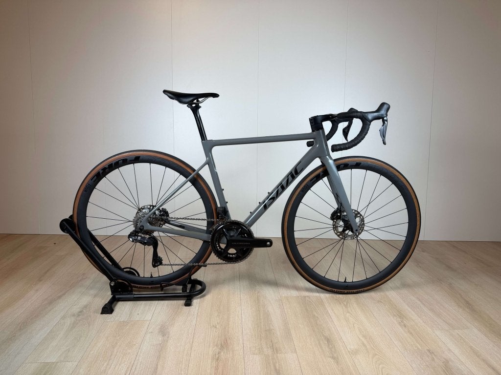 Isaac Element - Ultegra Di2 - Fore Four - Carbon - M