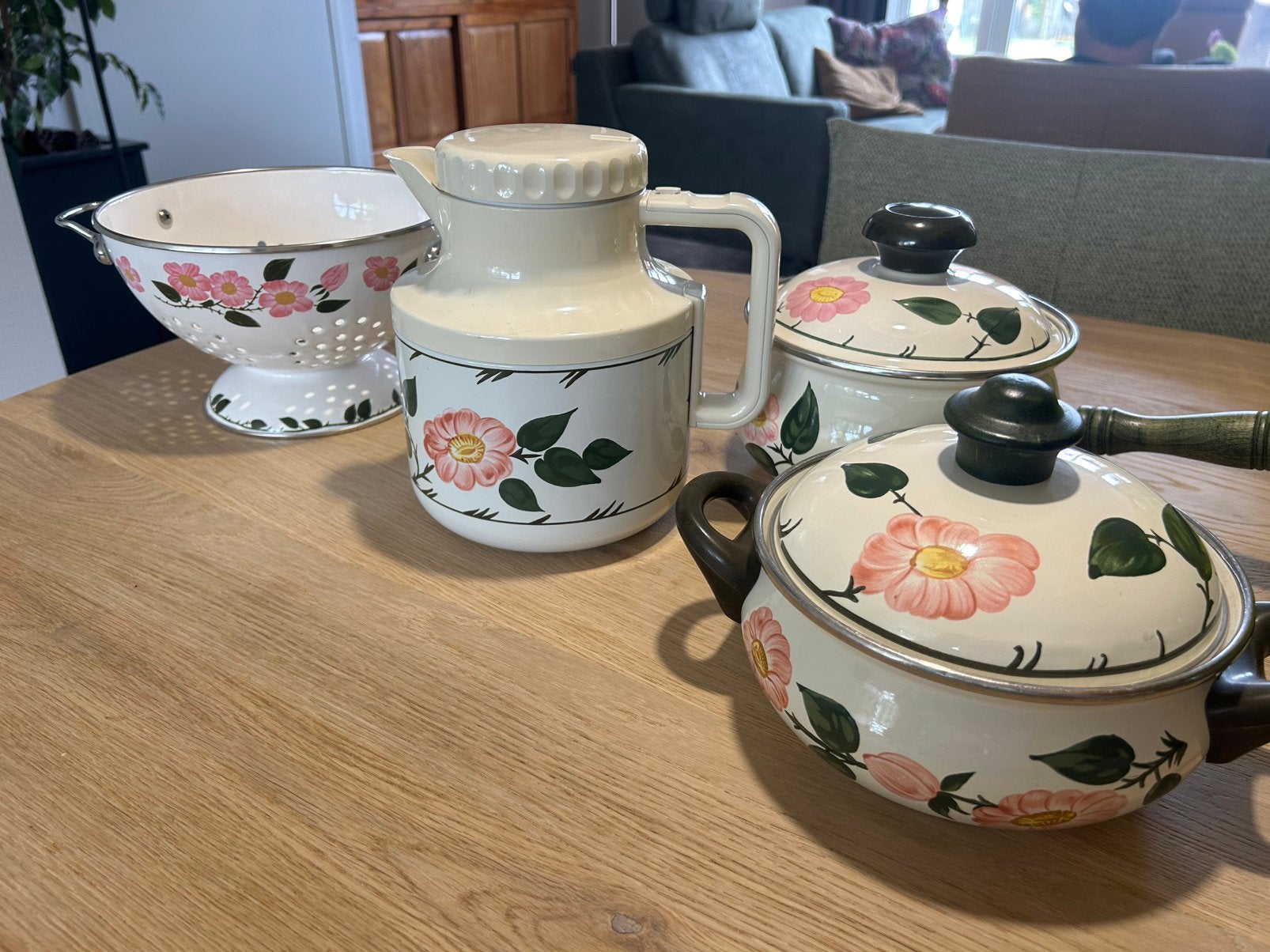 Villeroy & boch wildrose, Ophalen, Overige materialen, Villeroy & Boch, Overige stijlen
