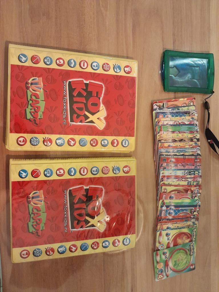 Fox Kids Mappen met Kaarten, Glimmende en Dubbele Kaarten, Ophalen of Verzenden, Nieuw, Meerdere kaarten, Foil