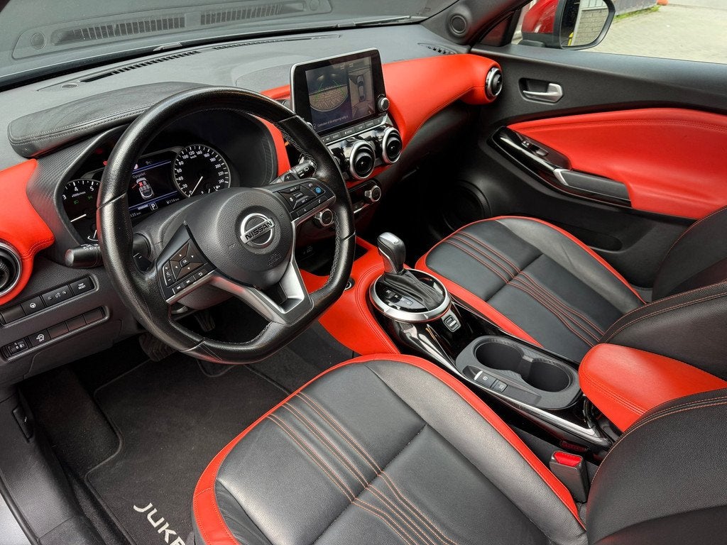 Nissan Juke 1.0 DIG-T N-Design Bose Leer Automaat 360 Sport+, Auto's, Nissan, Bedrijf, 19 km/l, 3 cilinders, SUV of Terreinwagen