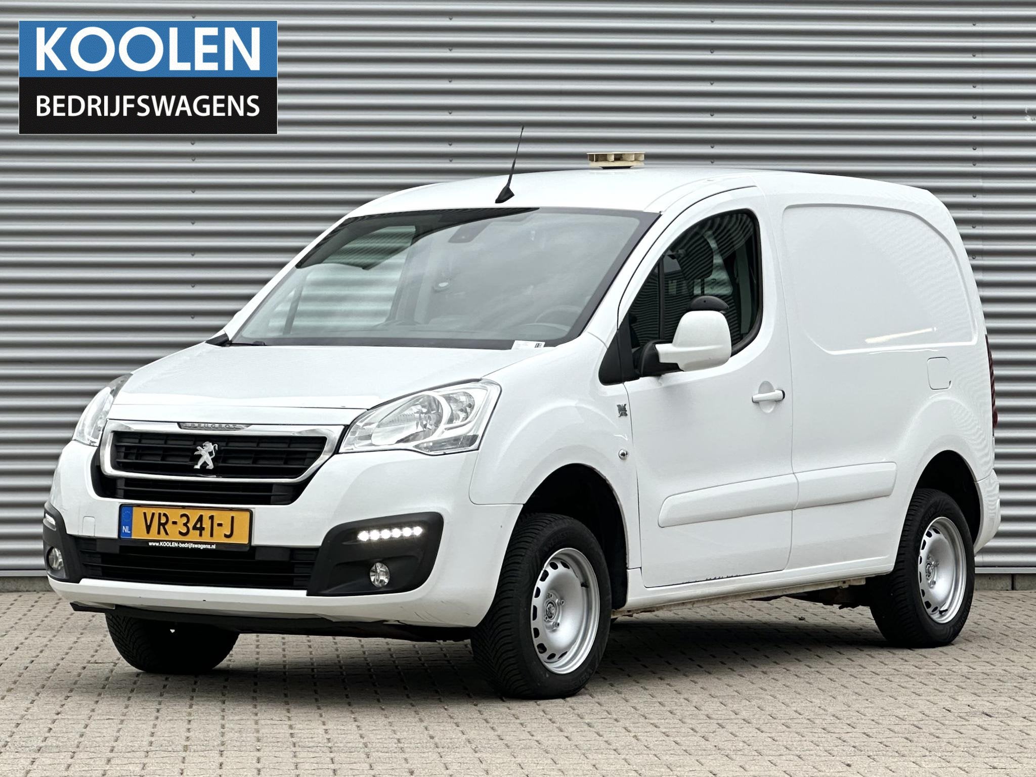 4x4 Peugeot Partner 120PK 1.6 BlueHDi 100 L1 4x4 Dangel MARG, Auto's, Voorwielaandrijving, Stof, 4 cilinders, Wit