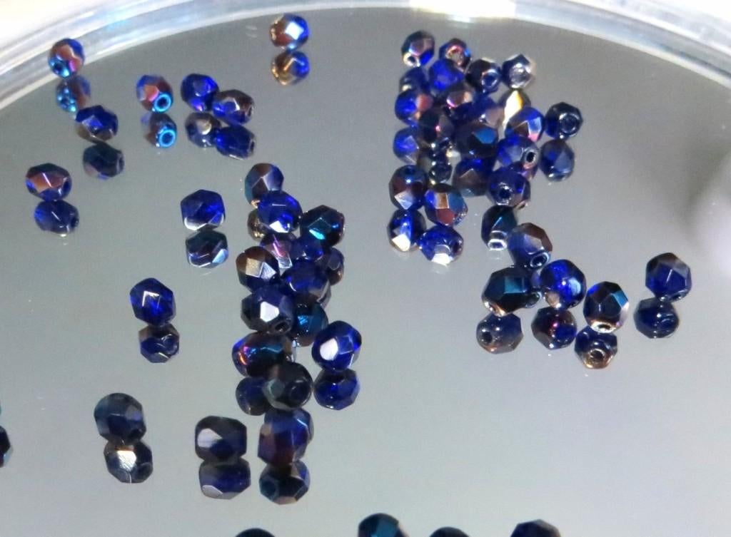 Vintage Boheems facet AB glaskralen Kobaltblauw / 1039, Hobby en Vrije tijd, Kralen en Sieraden maken, Ophalen of Verzenden, Zo goed als nieuw
