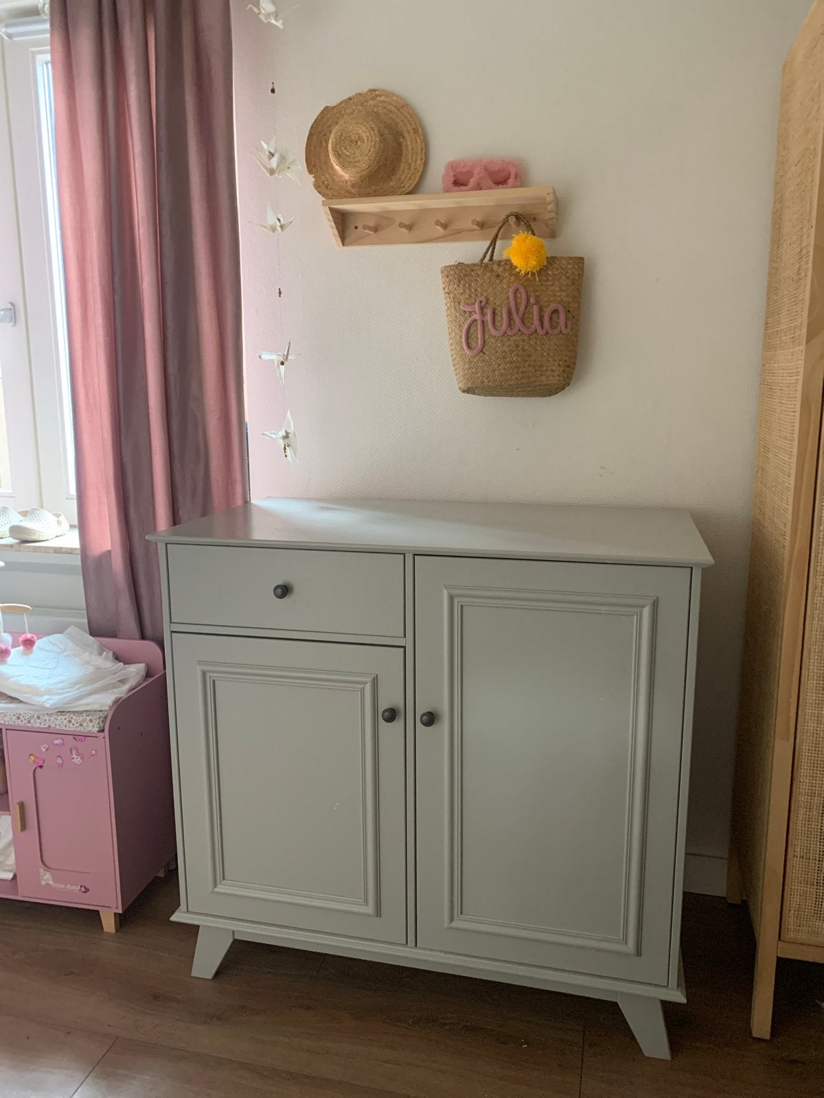 WOOOD Lily Opbergkast/ commode  -  Grenenhout, Ophalen, Gebruikt