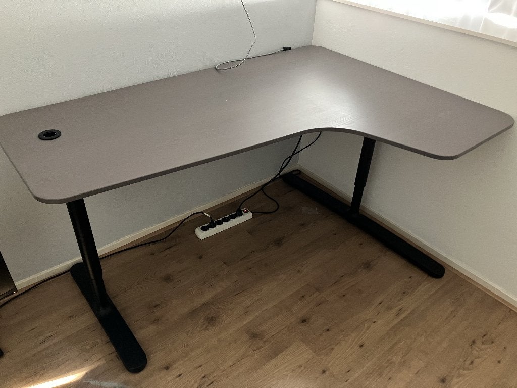 Ikea hoek bureau Bekant, Ophalen, Zo goed als nieuw