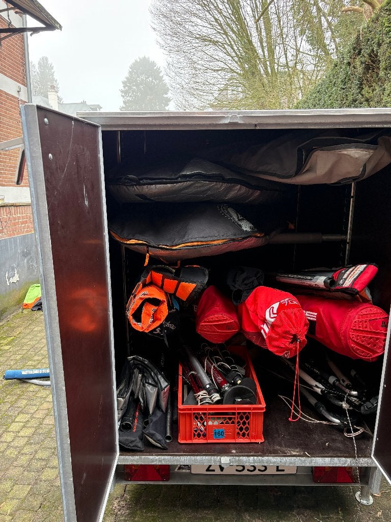 Surfkar met complete surfsets (oa starboard, Severne), Ophalen, Gebruikt, Met mast, Overige typen