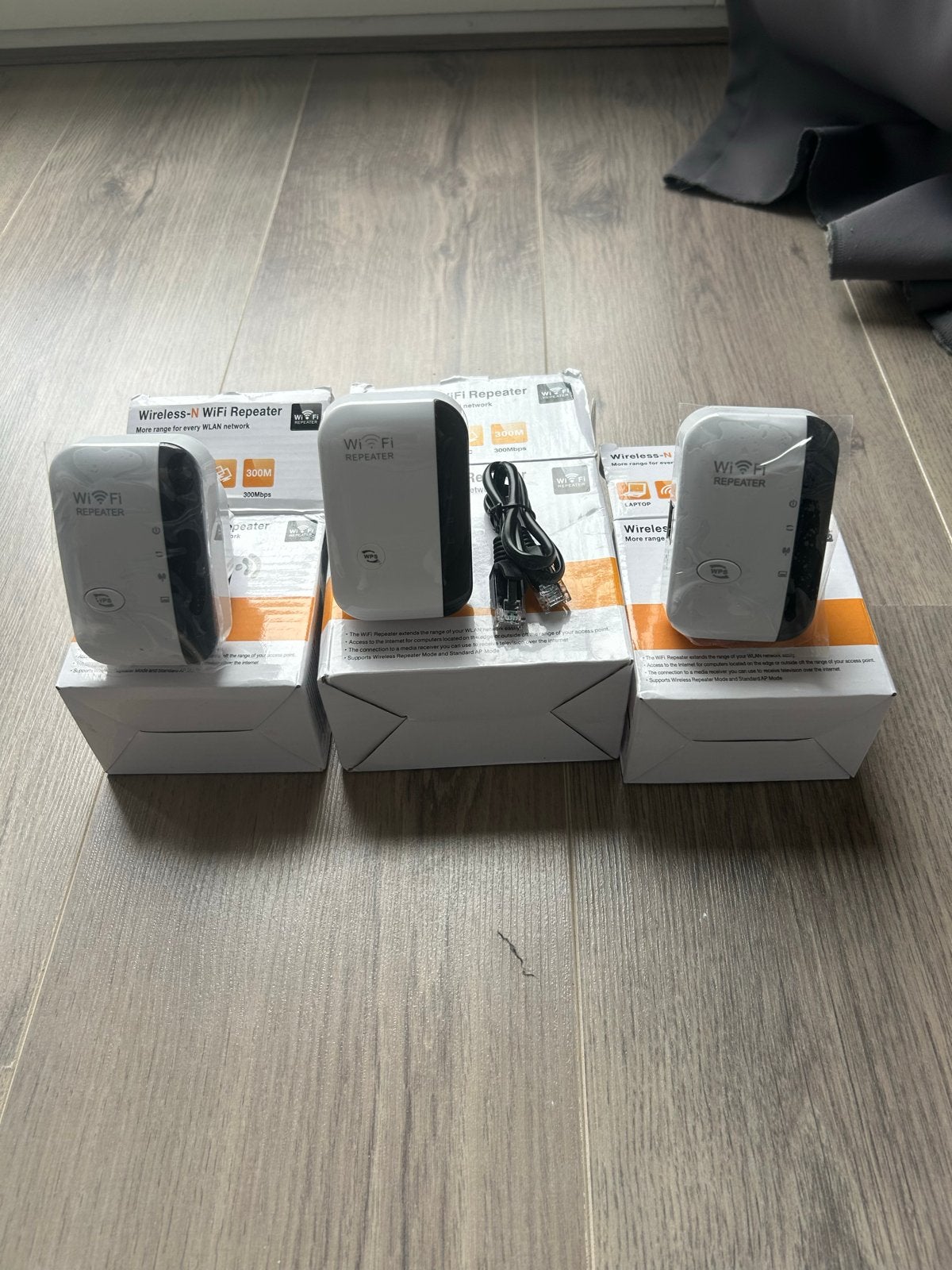 Nieuwe Wireless-N WiFi Repeater met kabel, Ophalen of Verzenden, Nieuw