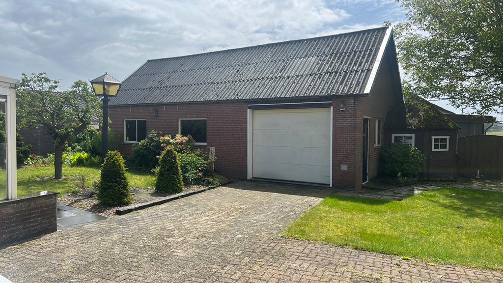 Kaatsheuvel : Hal, opslagruimte of grote garage te huur, Noord-Brabant