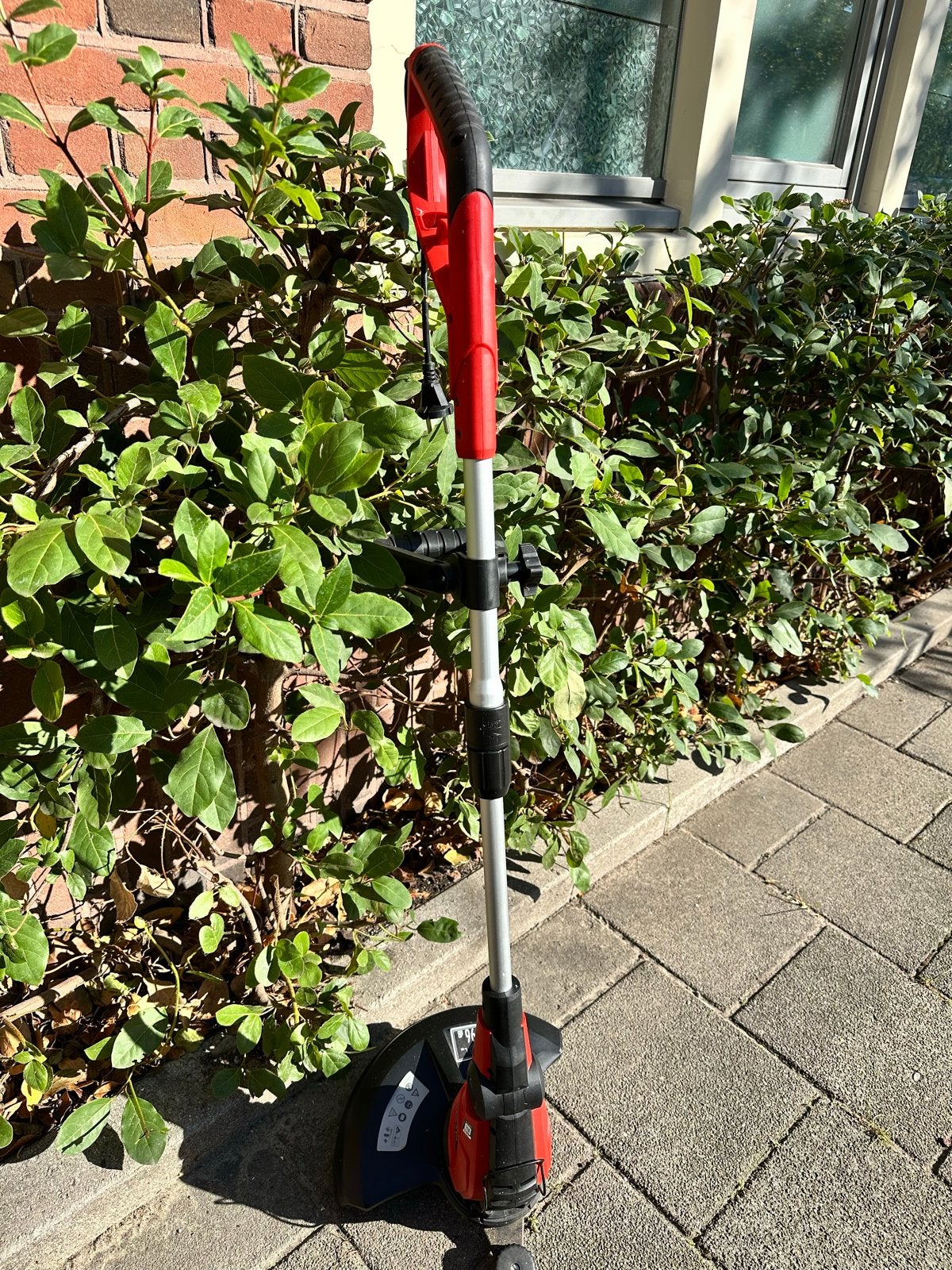 Einhell elektrische grastrimmer - GC-ET 4530, Ophalen, Cirkelmaaier, Gebruikt, Elektrische grasmaaier