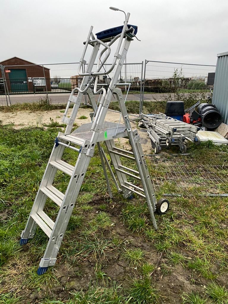 Platform ladder Duarib Pro XT7, Gebruikt, Trap, Ophalen of Verzenden, Opvouwbaar of Inschuifbaar