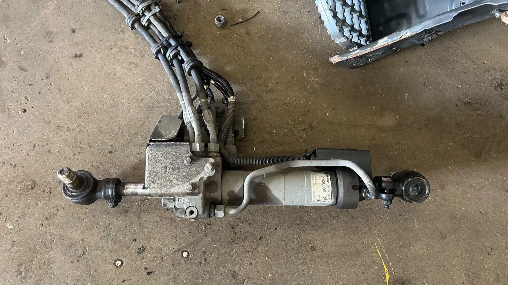 Scania Stuur cilinder EST hydrauliek 2420899, Auto-onderdelen, Gebruikt, Scania, Besturing