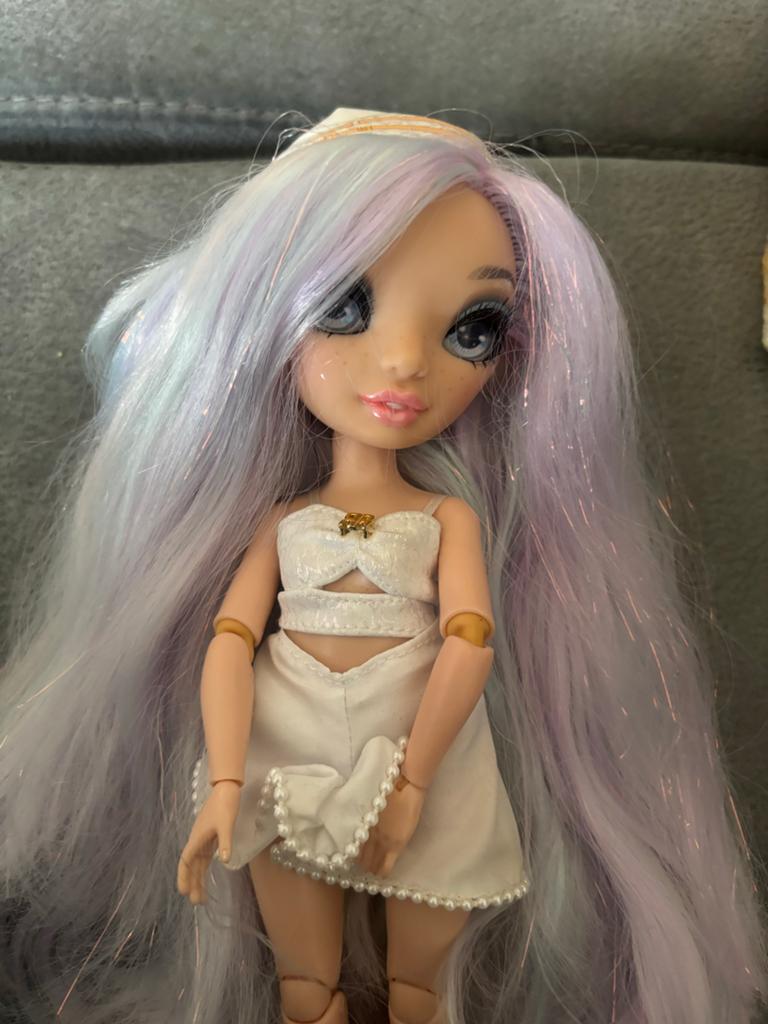 Rainbow High pop met accessoires - Zo goed als nieuw, Ophalen of Verzenden, Zo goed als nieuw, Overige typen