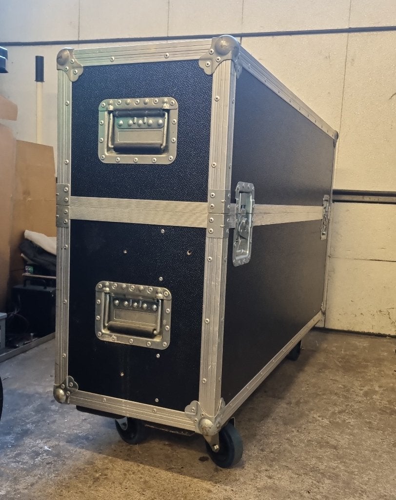 Flightcase op wielen voor kabels of 2 monitors, Ophalen, Gebruikt