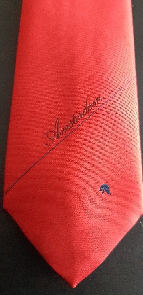 Brandweer Amsterdam stropdas rood met zwarte helm, Kleding | Heren, Ophalen of Verzenden, Nieuw, Rood