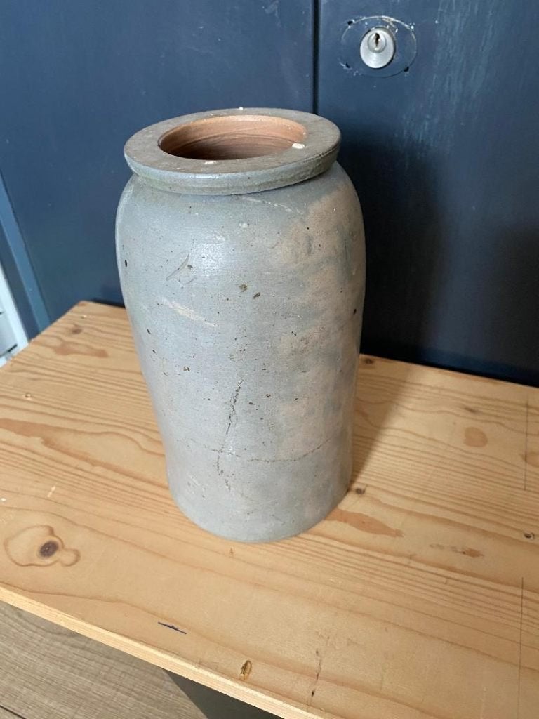 Oude wekpot, Ophalen of Verzenden, Gebruikt, Steen/keramiek, Grijs