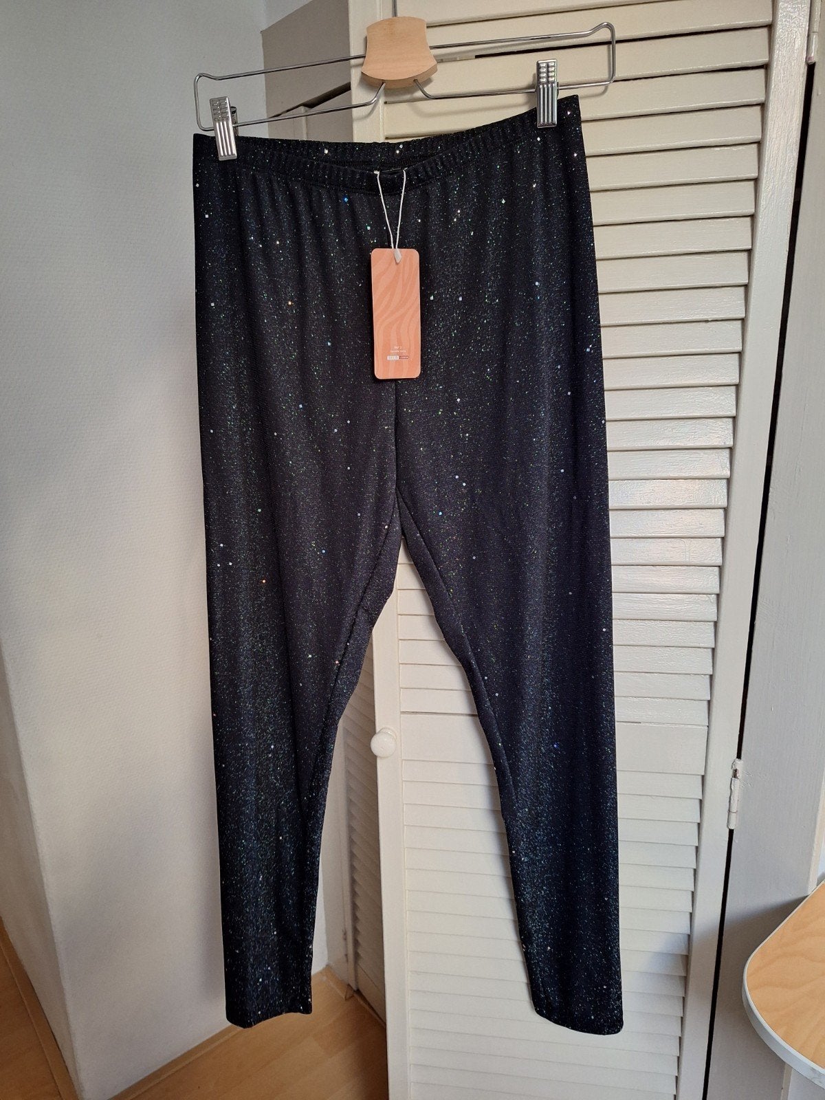 Nieuwe Shein glitterlegging - Maat L, Legging, Zwart, Nieuw, Maat 40/42 (M)