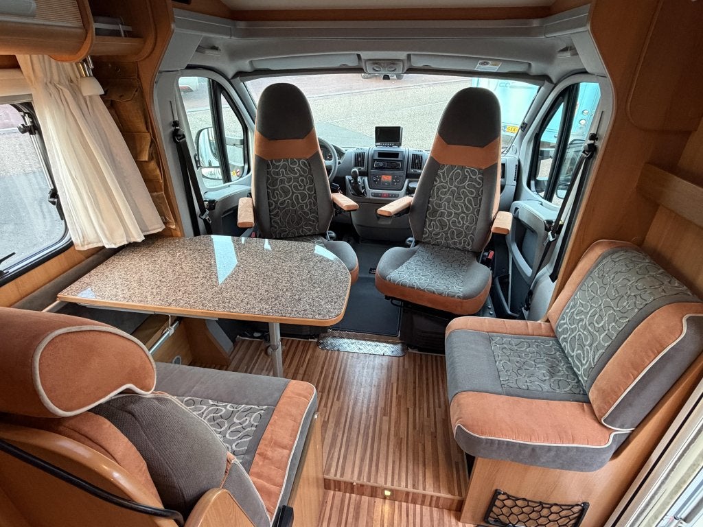 Dethleffs Globebus T004- 1EIGEN- ORGIN NL- 57.975 KM- UNIEK, Bedrijf, Dethleffs, Handgeschakeld, Diesel